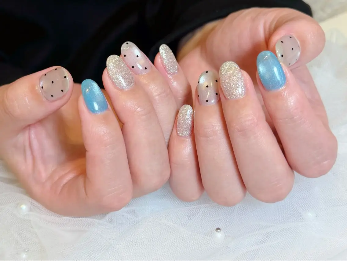 ネイル クリアネイル フラッシュネイル フラッシュマグ フレンチネイル マグネットネイル Luana nailのネイルデザイン