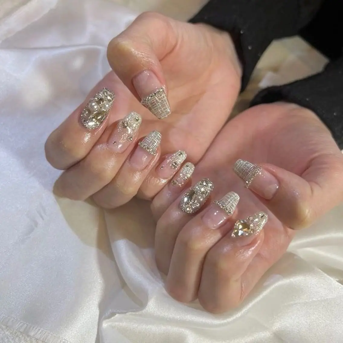 ネイル マグネットネイル ピンク ネイルチップ 冬ネイル ハンドネイル Lee Nailsのネイルデザイン