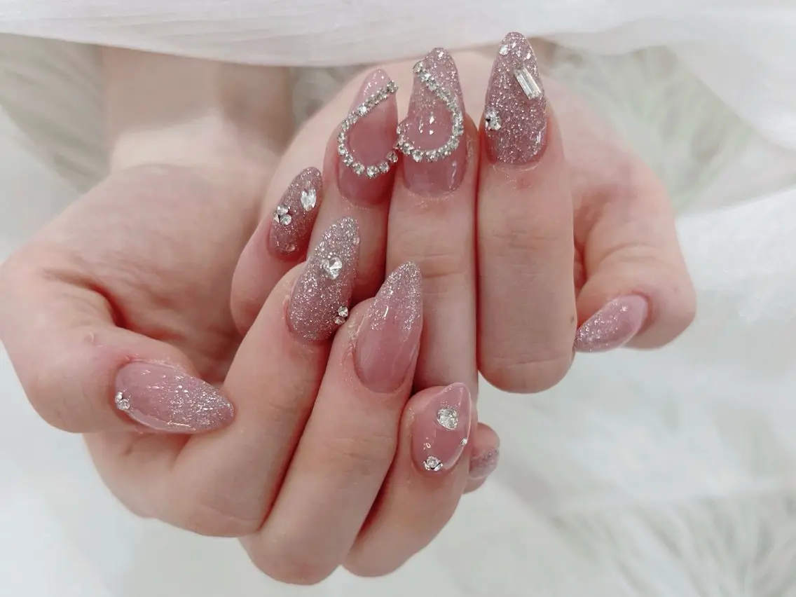 ネイル フラッシュネイル キラキラネイル ハンドネイル FLY Nail Salonのネイルデザイン