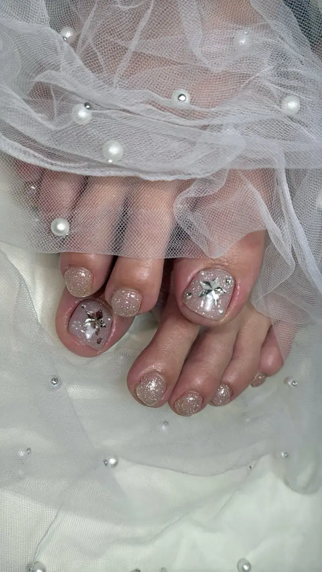 ネイル フラッシュネイル フラッシュマグ フットネイル フレンチネイル 韓国ネイル フットネイル SAKU nail 作島茜のネイルデザイン