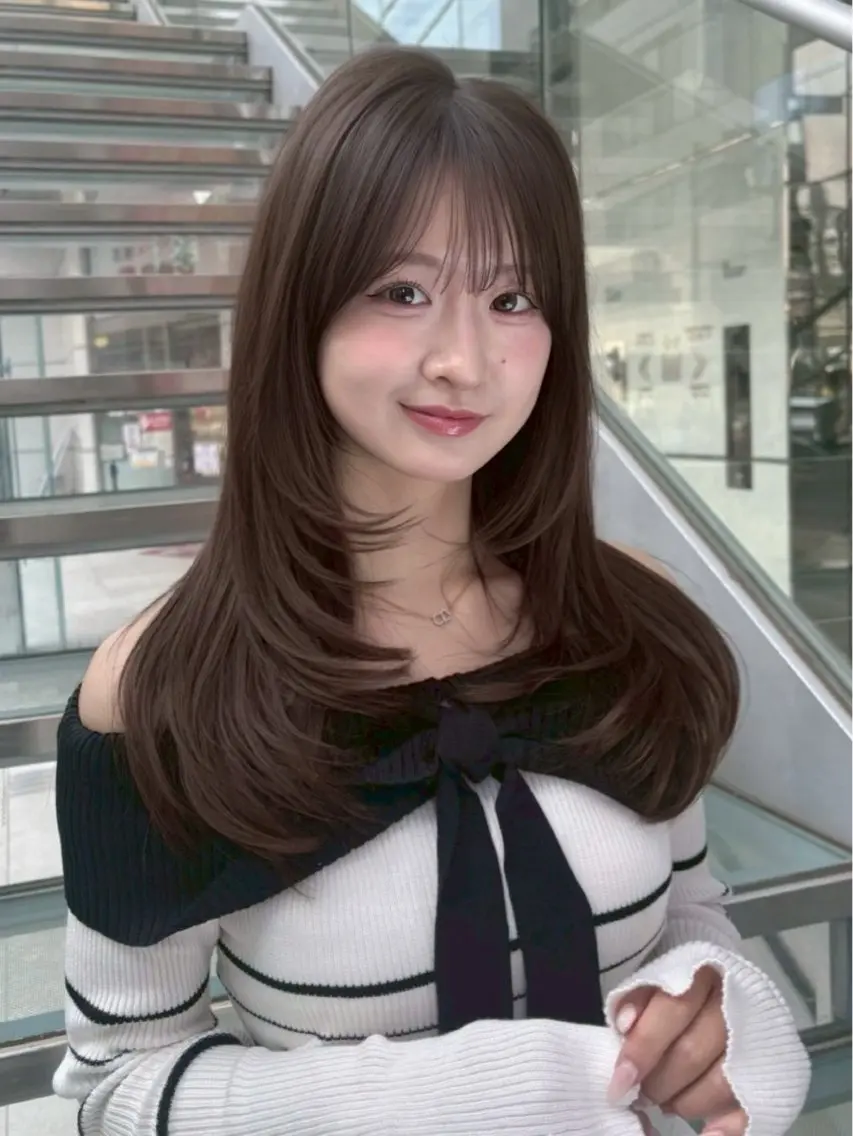 セミロング カラー 🎀ブリーチなしカラ ー🎀韓国ヘアのヘアスタイル