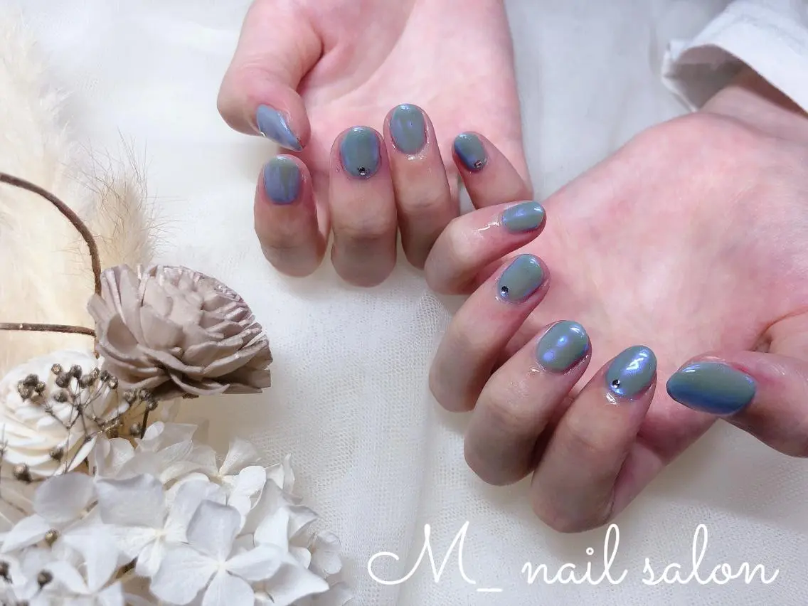 ネイル ミラーネイル ワンカラーネイル M_ nail salonのネイルデザイン