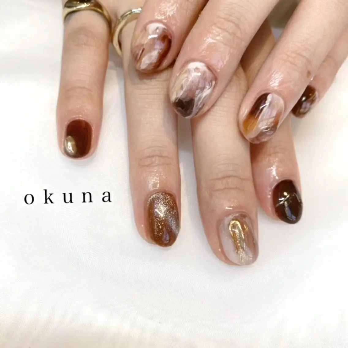 ネイル マグネットネイル ミラーネイル ニュアンスネイル ハンドネイル パンチャパンチャ ネイルサロンのネイルデザイン