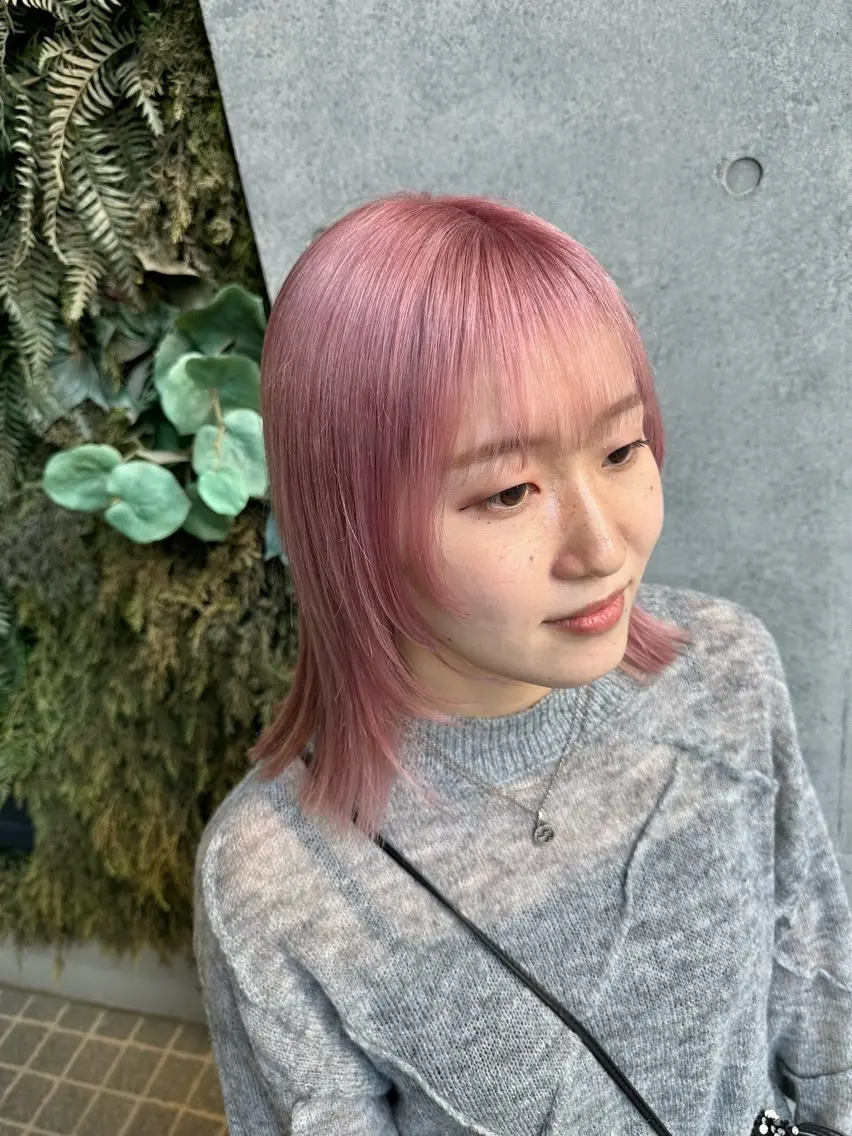 ミディアム カラー ピンクカラー デザインカラー🎨 下北沢 / 磯部のヘアスタイル