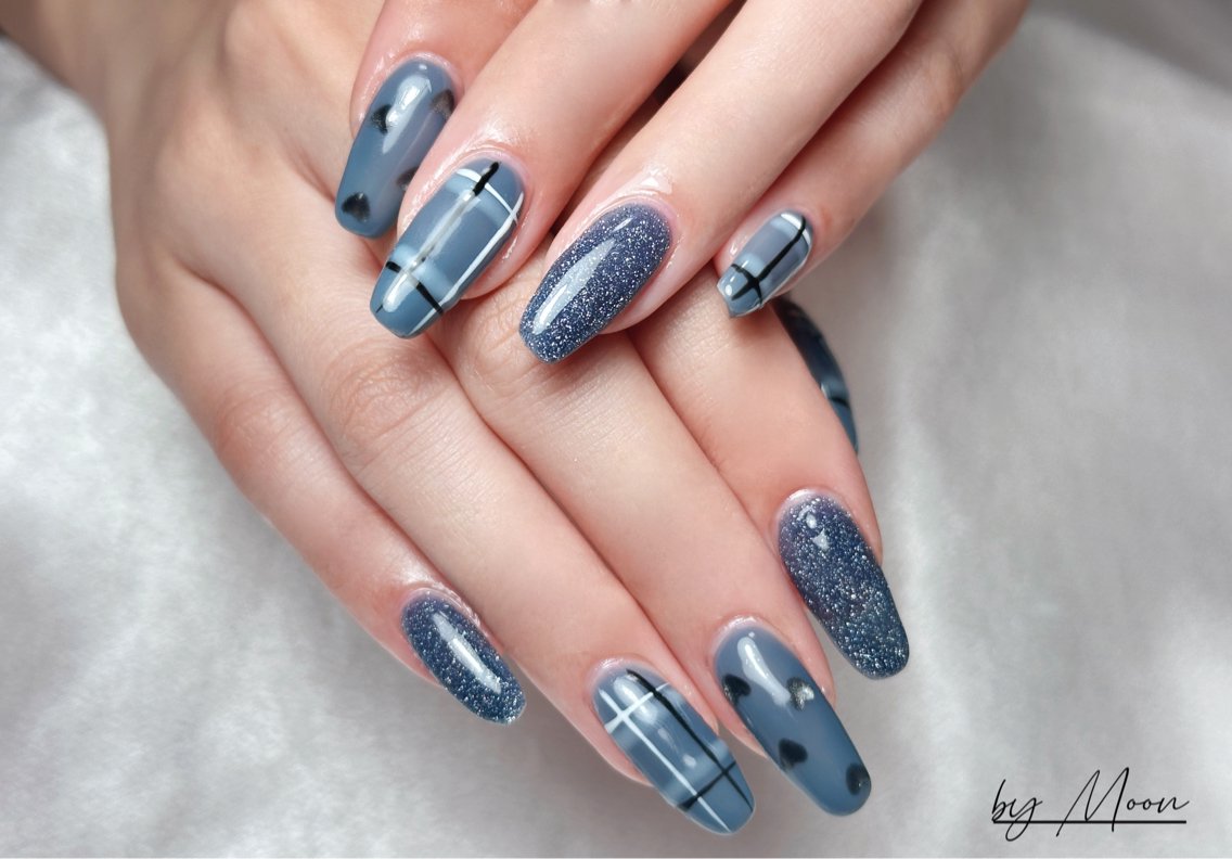 ネイル Moon Nailsのネイルデザイン