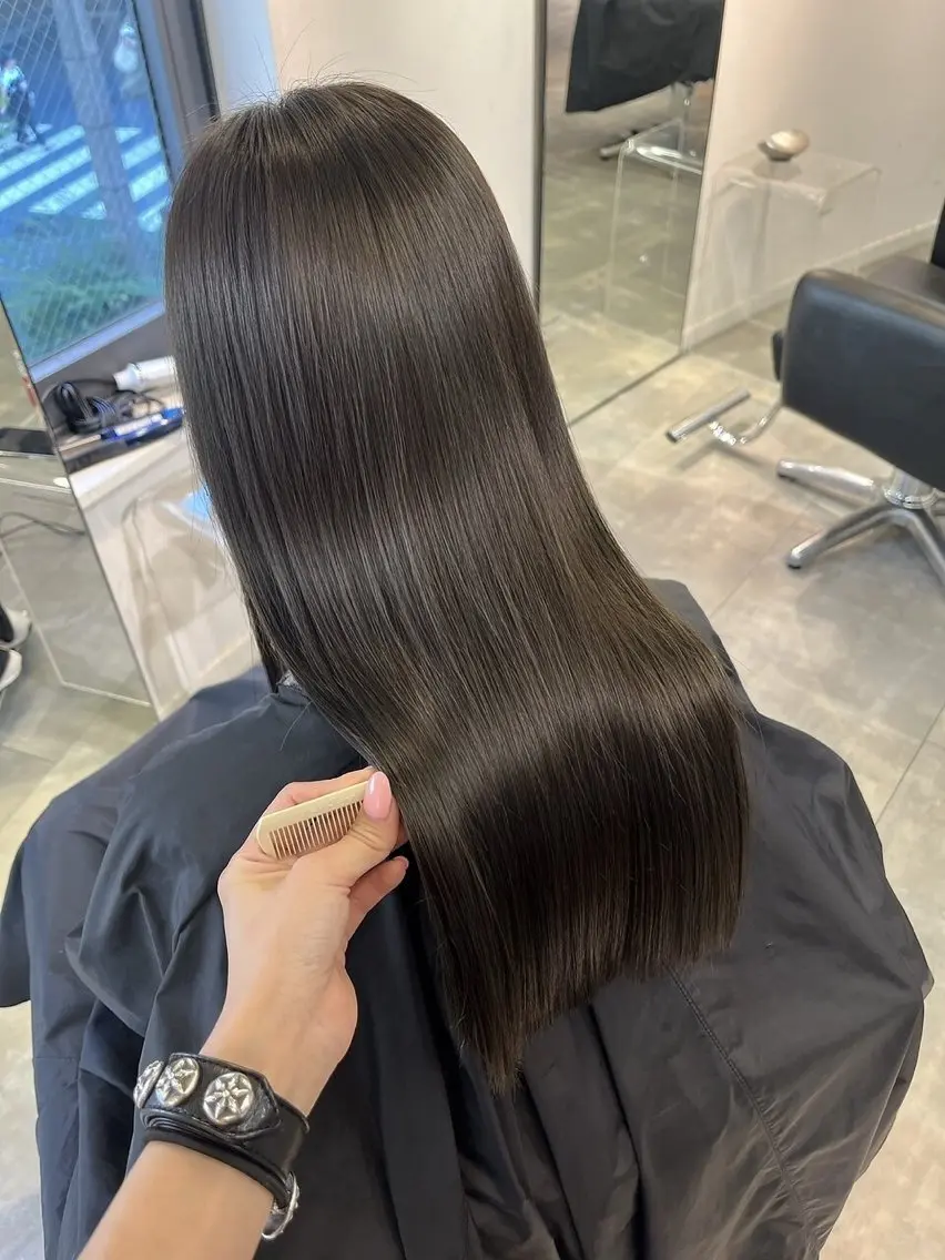 ロング カラー ブリーチ ダブルカラー ブリーチなしカラー トリートメント ヘアカラー PELE／梅田 はるのヘアスタイル