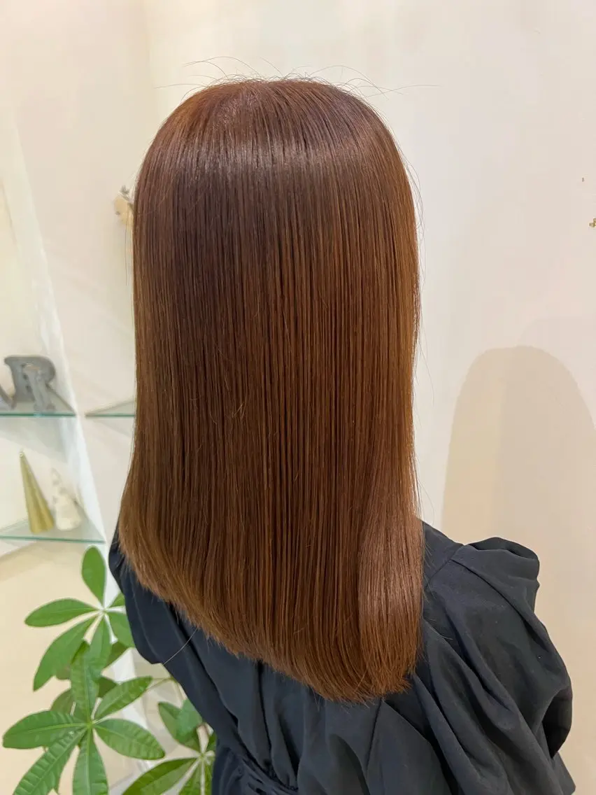 ミディアム カラー カット ヘアカラー トリートメント ブリーチしない暖色 カラー🥀杉 優菜のヘアスタイル