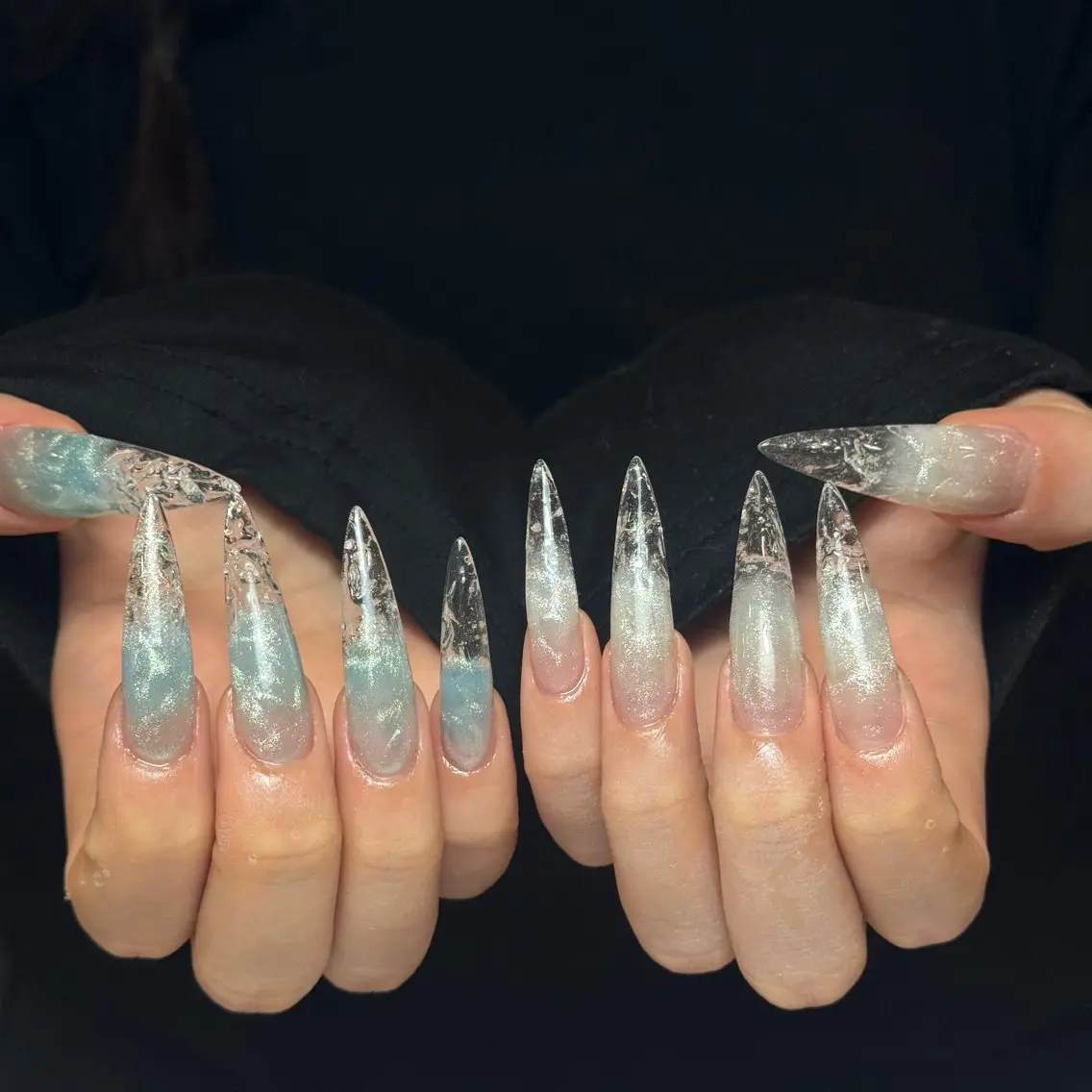 ネイル アートネイル オーロラネイル フラッシュネイル フレンチネイル ジェルネイル ハンドネイル Luci Nail Shinokuboのネイルデザイン