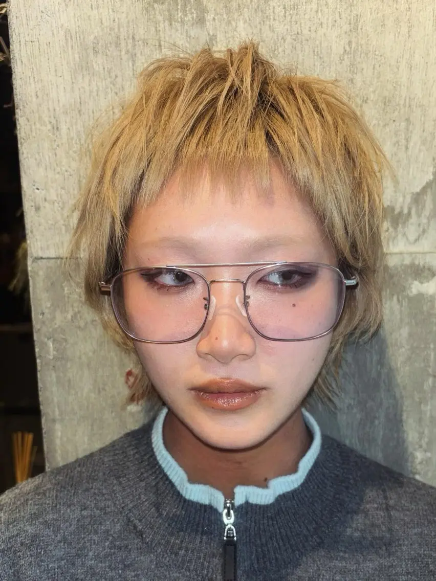 ショート ボブ ショートヘア 冨澤 亞未のヘアスタイル