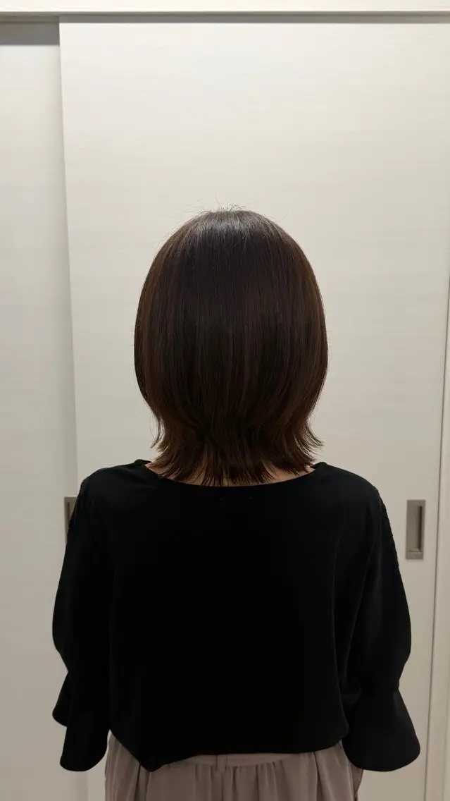 ミディアム 篠田 奈々のヘアスタイル
