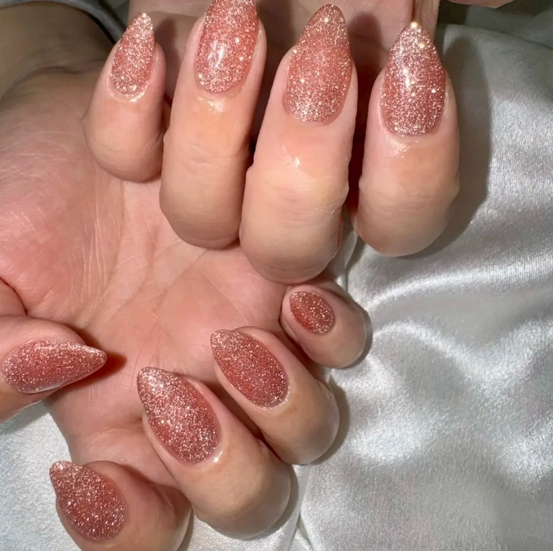 ネイル オーロラネイル 桜ネイル フラッシュネイル フラワーネイル フットネイル ハンドネイル mogunail &blowのネイルデザイン