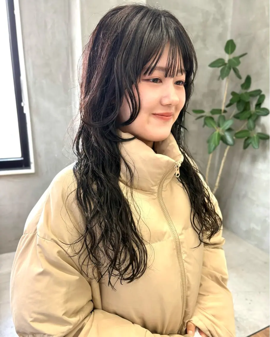 セミロング パーマ セミロングパーマ 顔まわりレイヤー レイヤーカット 似合わせカット カット パーマ トリートメント tetohair 森田浩平のヘアスタイル