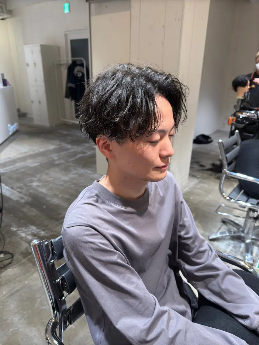 メンズ センターパート 新城 駿之介のヘアスタイル