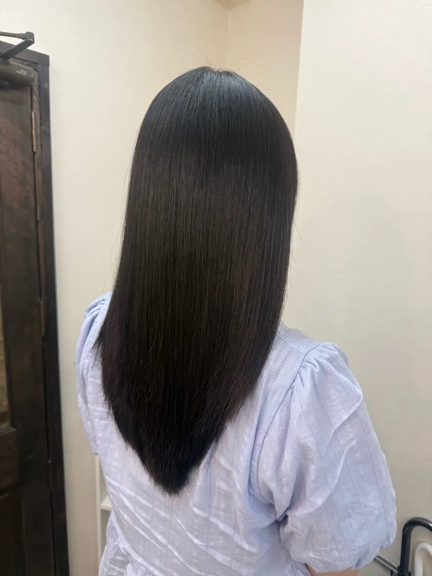 縮毛矯正 𝐀𝐬𝐮𝐤𝐚 🐰ྀི🫧のヘアスタイル