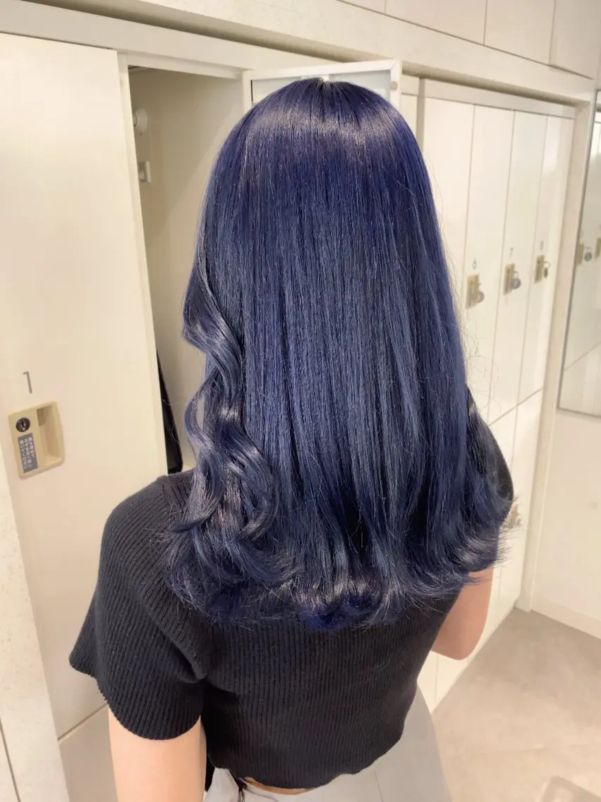 セミロング カラー ブリーチ ヘアカラー 🎀stylist 🎀AKARI🎀のヘアスタイル