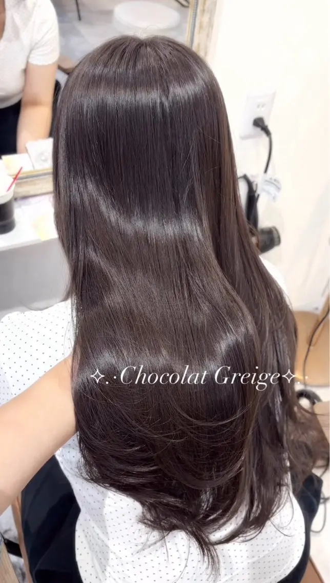 ロング カラー ショコラグレージュ グレージュ 髪質改善 カット ヘアカラー トリートメント あやな/ブリーチなし 赤み消しベージュのヘアスタイル