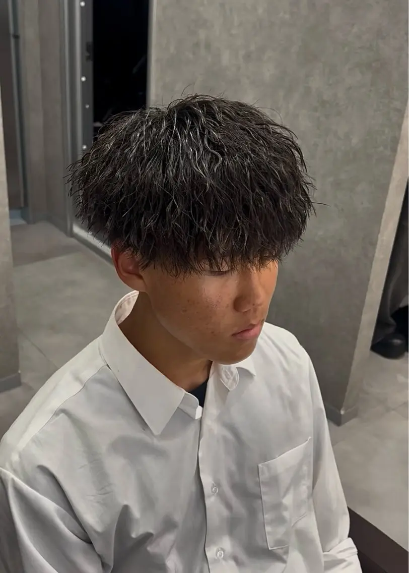 カット×縦落ちツイストスパイラル⚡️の写真