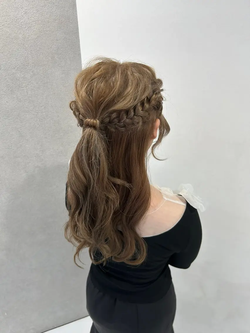 ロング カラー 透明感カラー グレージュ オリーブグレージュ オリーブグレー 愛知のオレンジくん /Harumiのヘアスタイル