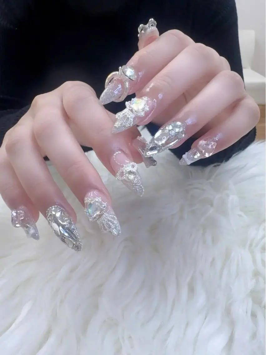 ネイル 成人式 フレンチネイル グラデーション 韓国ネイル マグネットネイル ハンドネイル ハンドケア Hara Nail 【持ち込みOK】のネイルデザイン