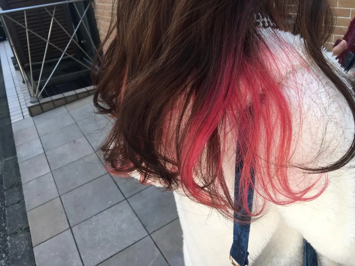 ロング カラー ピンクカラー 北條 優輝のヘアスタイル