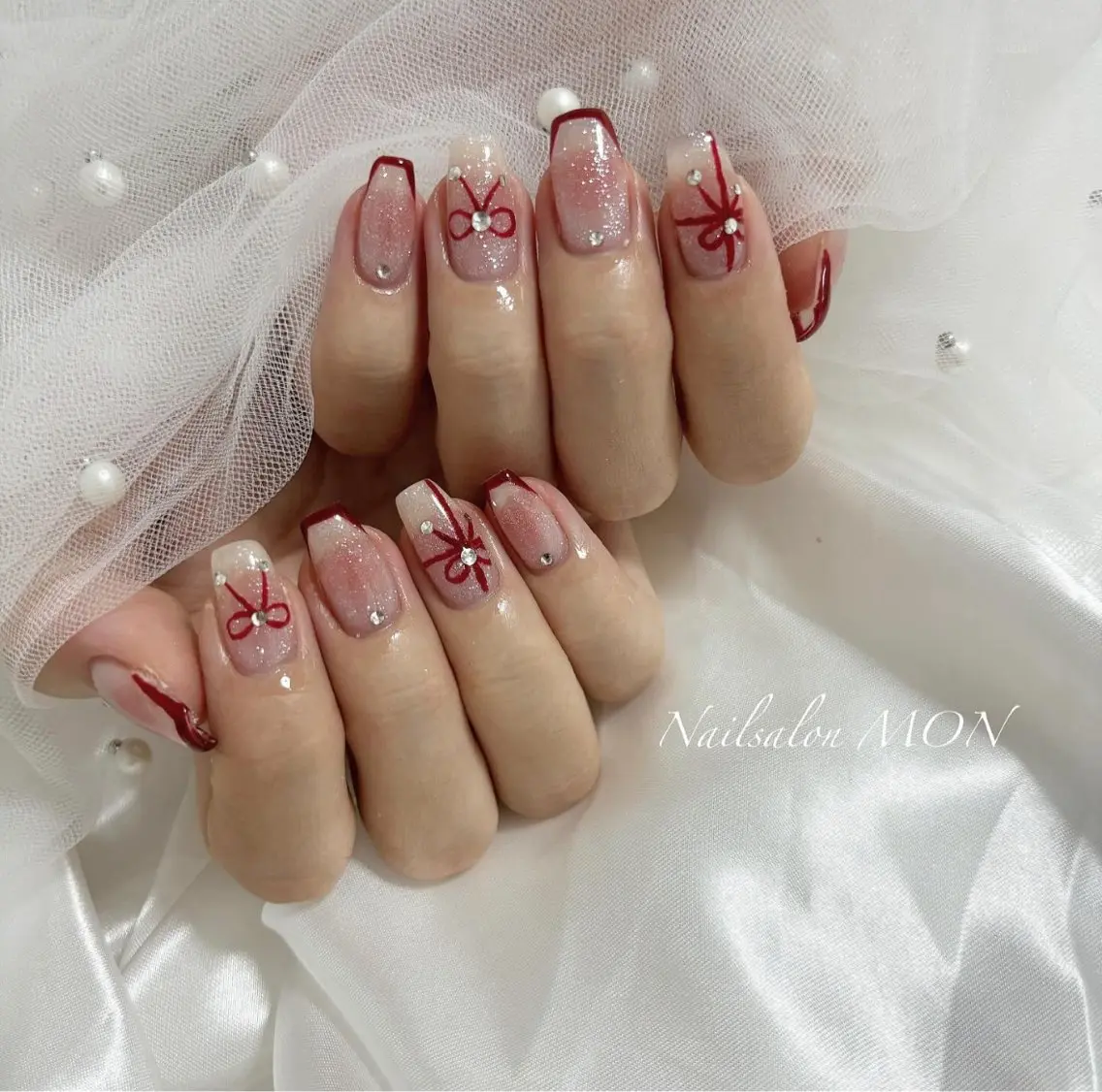 ネイル ストーンネイル ハンドネイル Nailsalon MONのネイルデザイン