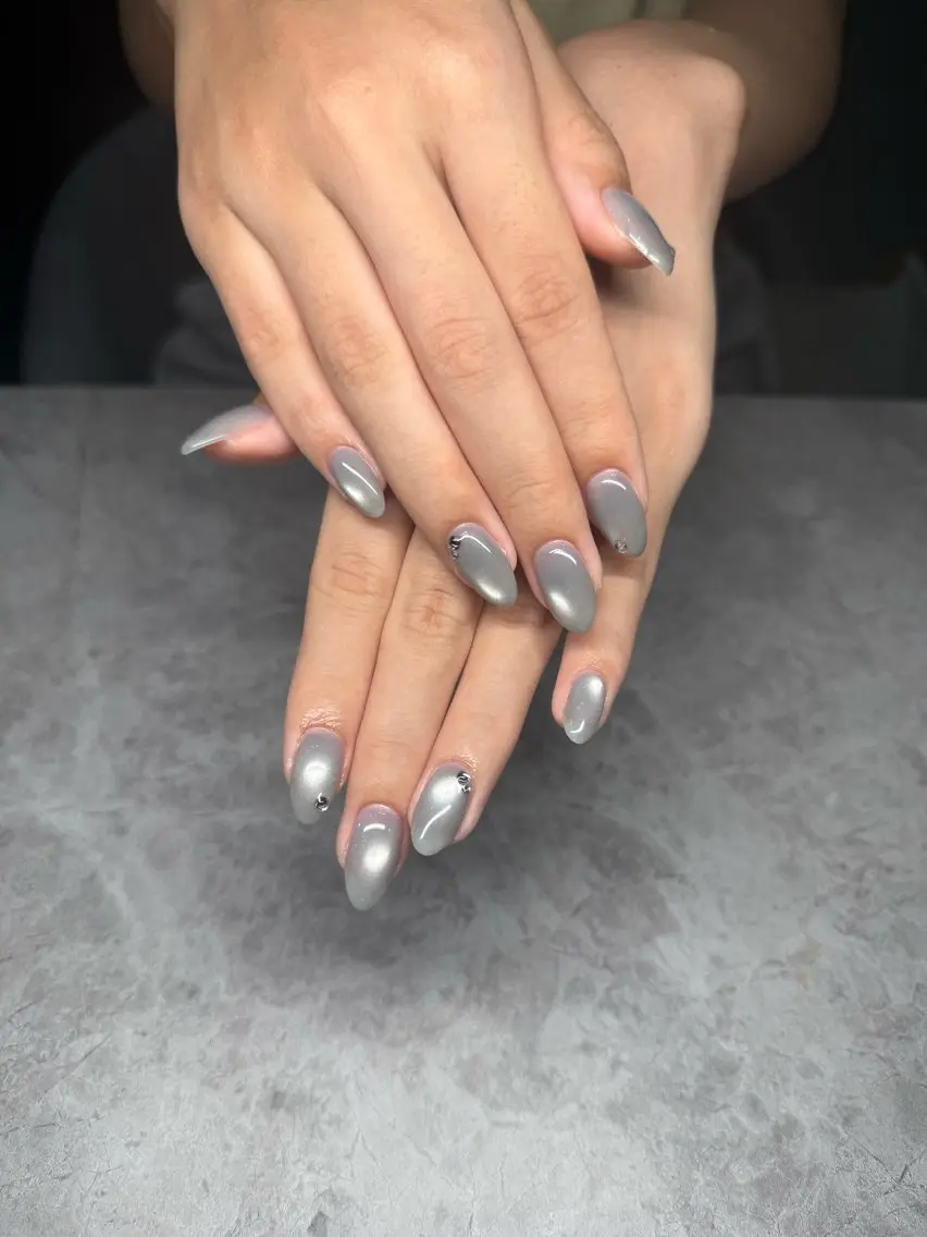 ネイル ビー玉ネイル IROHA NAIL 美優のネイルデザイン