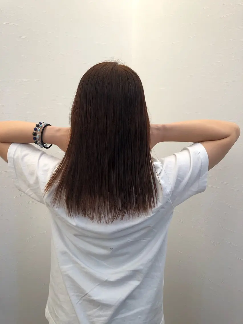カラー ツノガイ エリのヘアスタイル