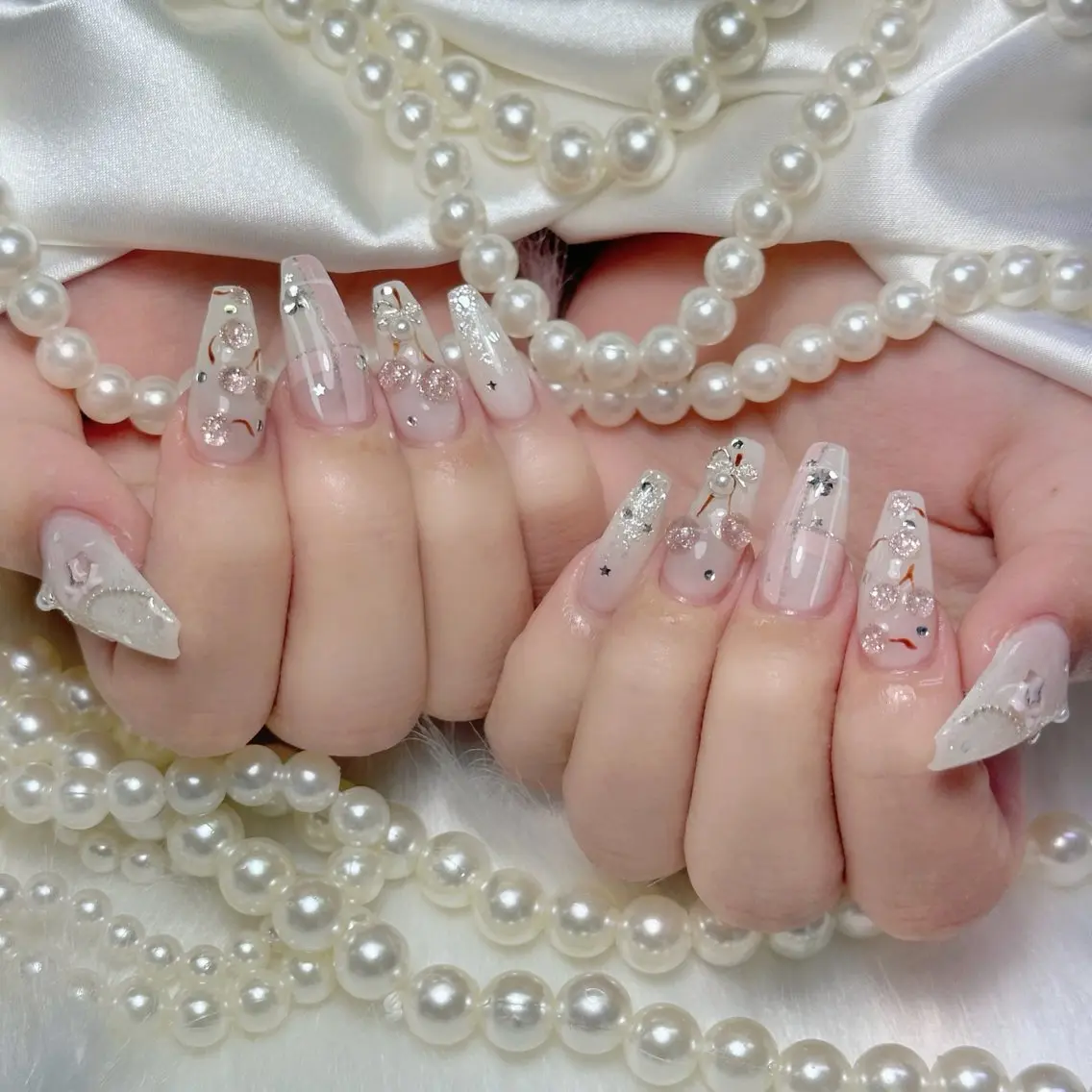 ネイル アートネイル フラッシュネイル フレンチネイル 韓国ネイル ロングネイル Melia Nail Nambaのネイルデザイン