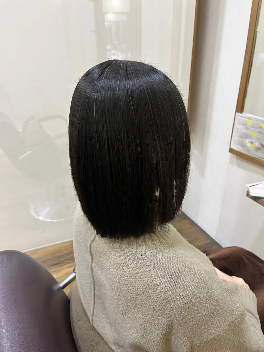 ミディアム パーマ 縮毛矯正 渡辺 詩乃のヘアスタイル