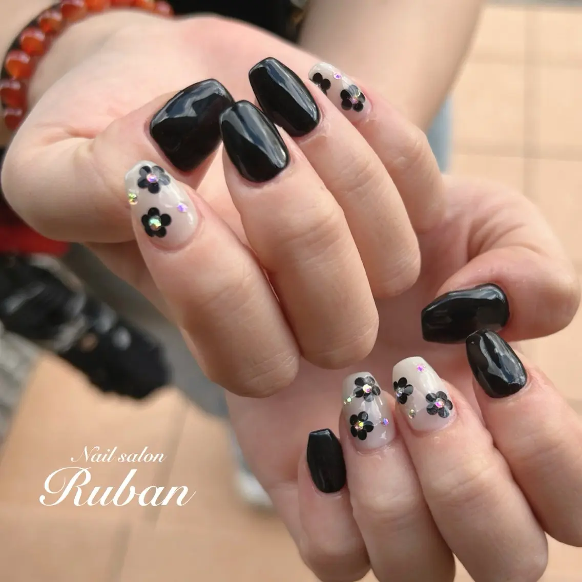 ネイル 長さ出し フラワーネイル Nail salon Rubanのネイルデザイン