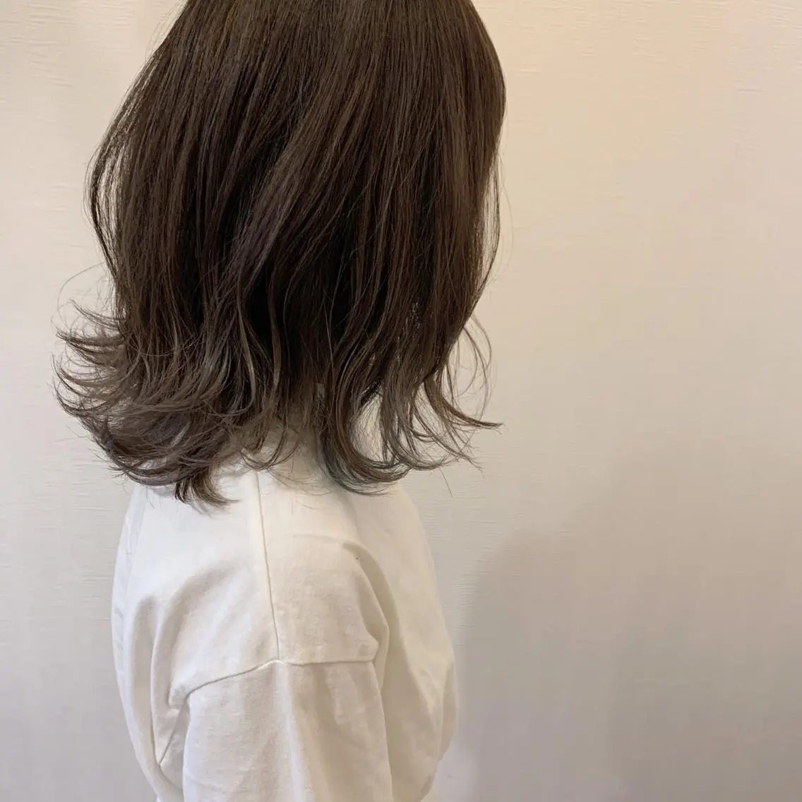 ミディアム カラー ベージュカラー インナーカラー ヘアカラー トリートメント 池田 真由美のヘアスタイル