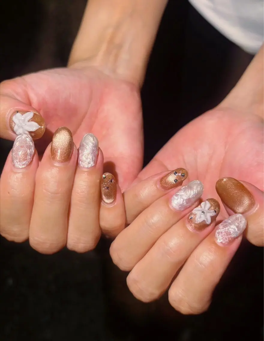 ネイル ニュアンスネイル シンプルネイル AYA🍄 ニコネイルスクールのネイルデザイン