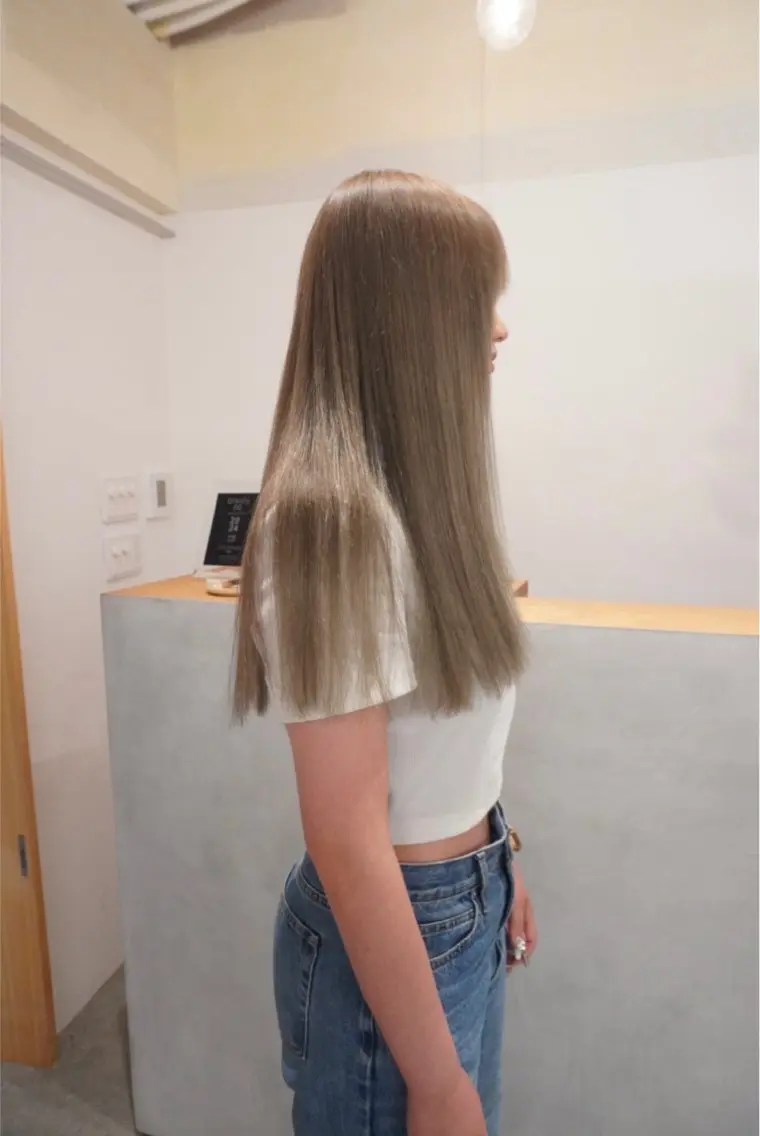ロング カラー 藤原 怜央のヘアスタイル