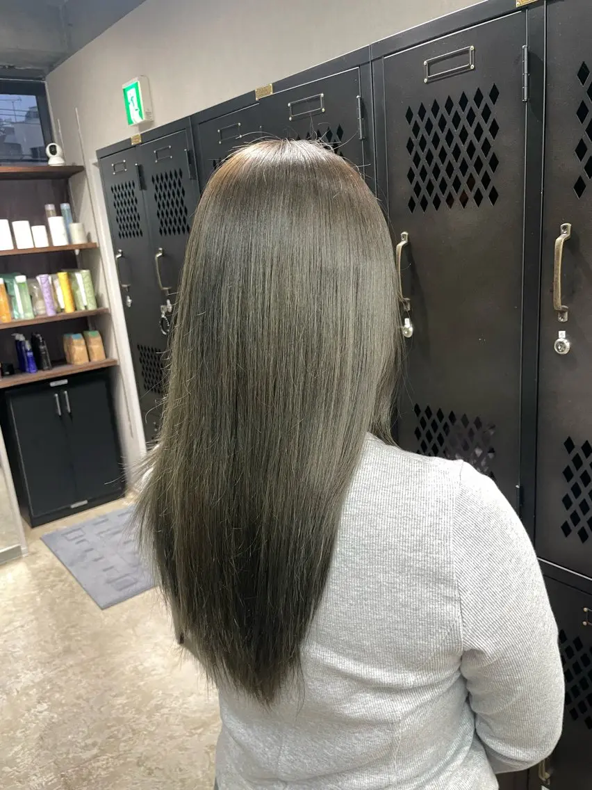 ロング カラー ベージュカラー ブリーチ ヘアカラー ニュアンスカラー/ 🫧レミ(坊主)のヘアスタイル