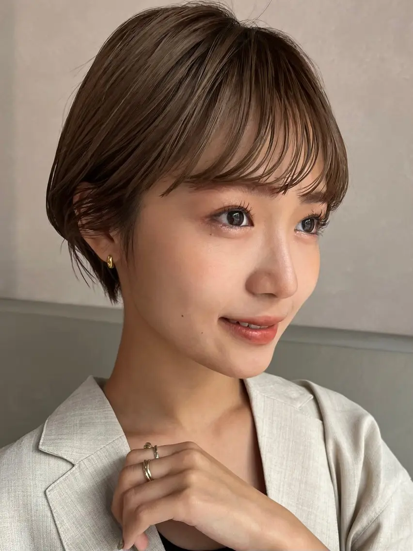 ショート ショートヘア 髪質改善カラー Unami 太田英寿のヘアスタイル