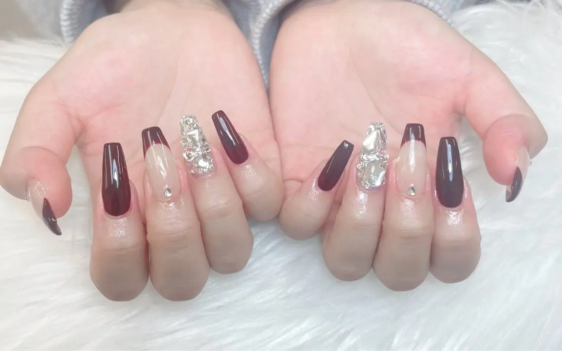ネイル 成人式 ロングネイル マグネットネイル 大理石ネイル(マーブル) リボン ハンドネイル Amee Nail Salonのネイルデザイン