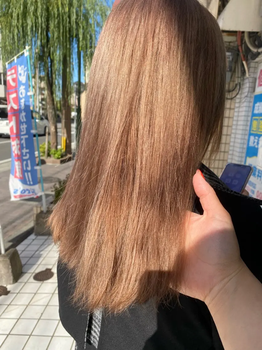 カラー ヘアカラー Bish Yanaのヘアスタイル