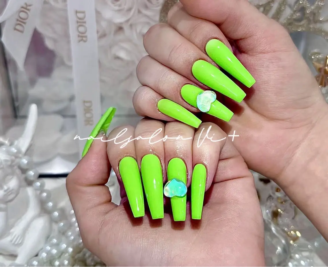 ネイル ハンドネイル ✨Nailsalon Vi+✨のネイルデザイン