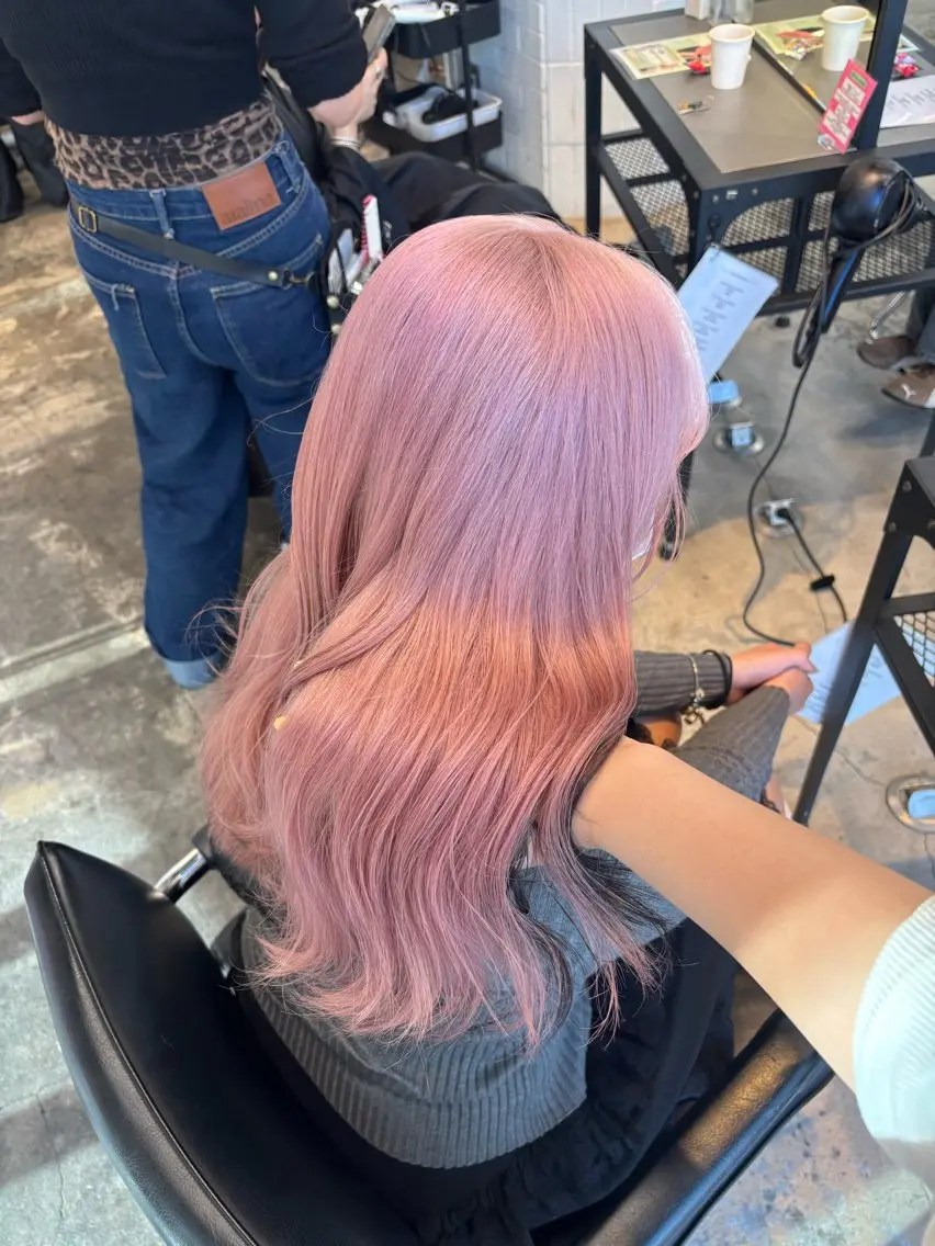 ロング カラー ブルーカラー デザインカラー ダブルカラー ラベンダーカラー エクステ ヘアカラー レイヤー sala 推しカラー職人🎀のヘアスタイル