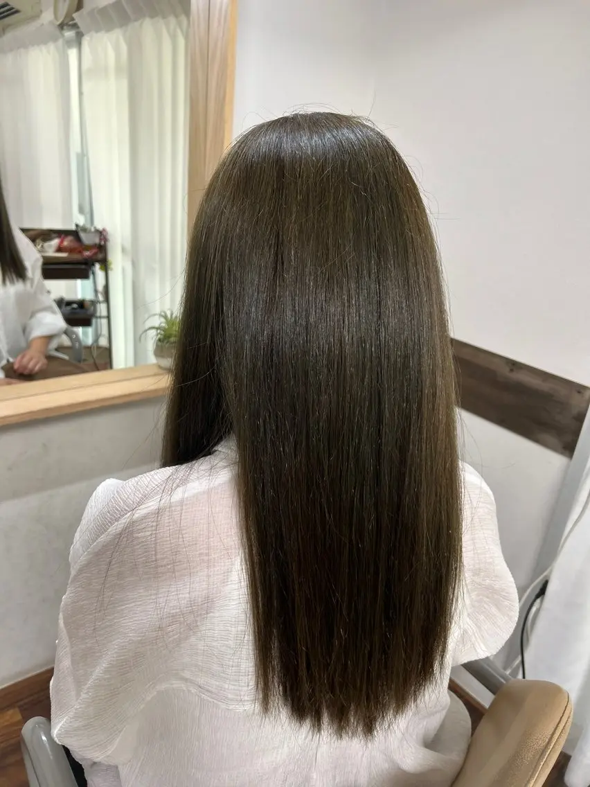 ロング カラー ヘアカラー トリートメント 🌈アイスアウト🌈 Mahoのヘアスタイル