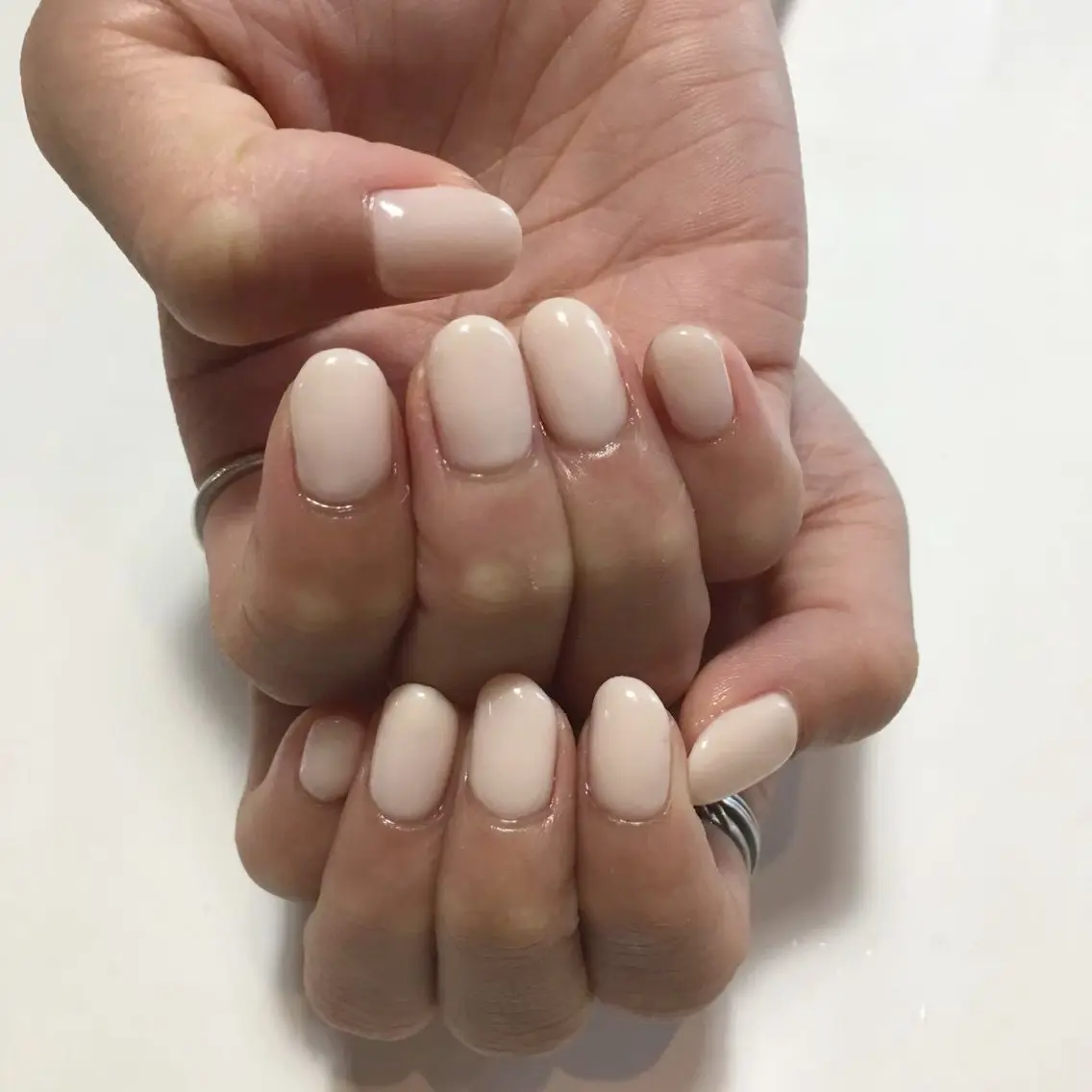 ネイル ハンドネイル hina 心斎橋.ワンカラーのネイルデザイン