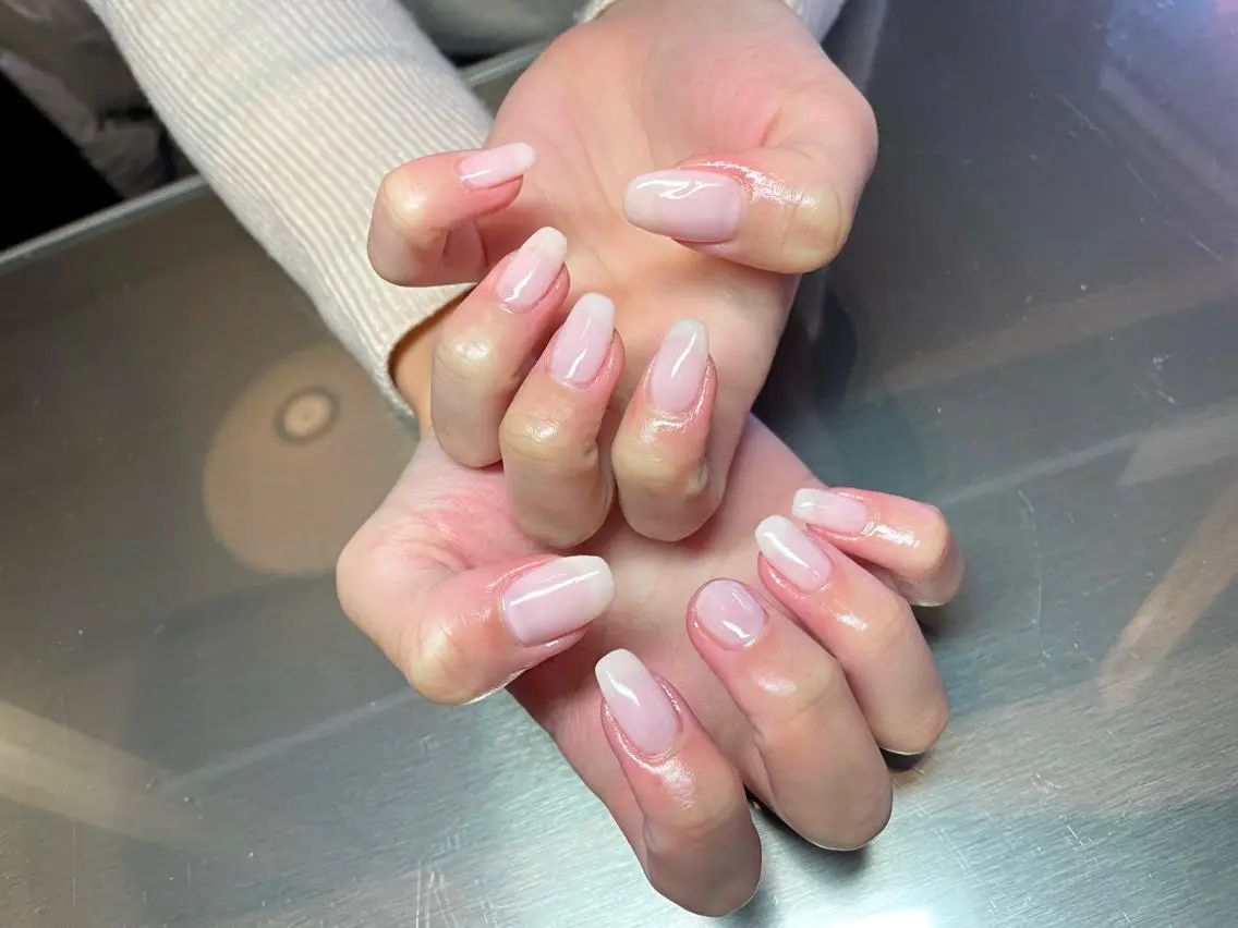ネイル ピンク ピンクベージュ シンプルネイル ARCHE 心斎橋 常塚のヘアスタイル