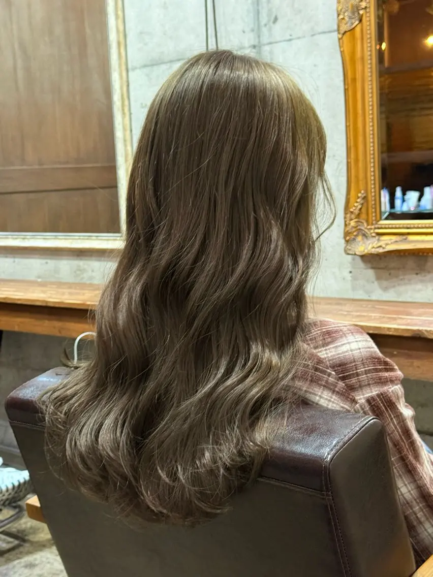セミロング カラー パーマ ✂︎cadre✂︎ 🪶かまだれいし🪶のヘアスタイル