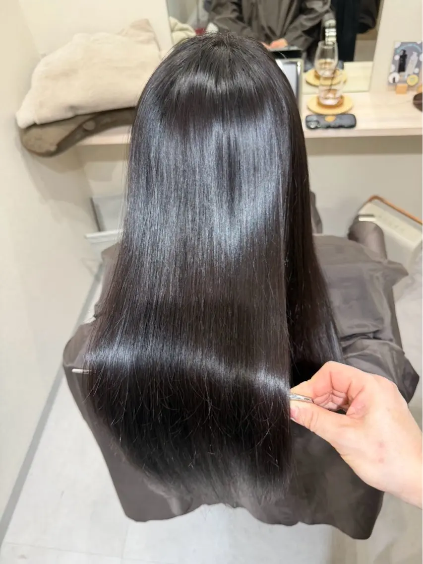 ロング lien YUKOのヘアスタイル