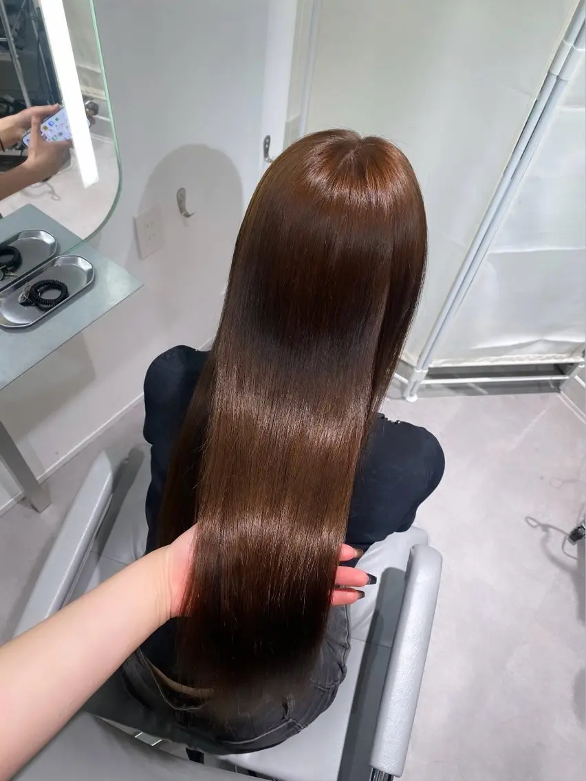 ロング ヘアカラー 川村 歩夏のヘアスタイル