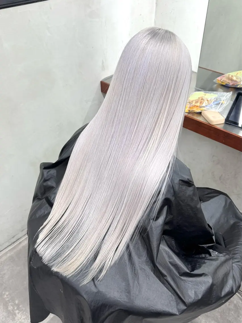 ロング カラー アッシュ ベージュカラー ブリーチ ケアブリーチ ダブルカラー カット ヘアカラー トリートメント ブリーチ ハイトーン 特化🌈フジタハルキのヘアスタイル