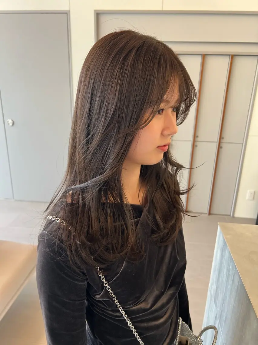 ロング カット ヘアカラー トリートメント 柔らかいカラー🎀 rinaのヘアスタイル