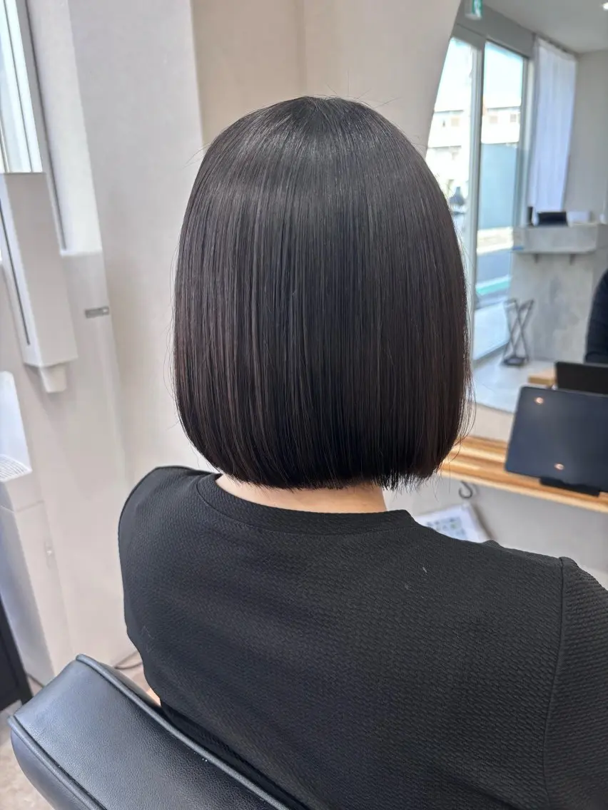 ショート カラー カット ヘアカラー トリートメント ヘッドスパ 🪼高評価🪼 💎藤咲💎のヘアスタイル