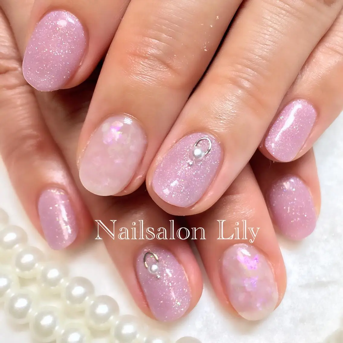 ネイル シンプルネイル Lily*nail 🌻Mii🌻のネイルデザイン