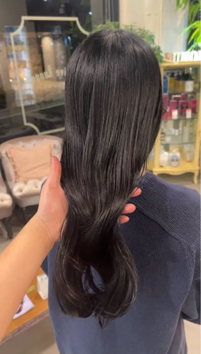 ロング カラー ヘアカラー トリートメント 🫐 キナリ🫐のヘアスタイル